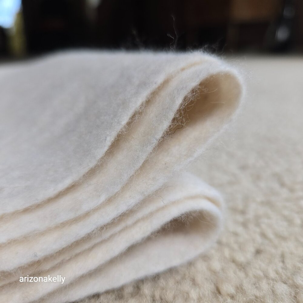 Felted Cashmere Scarf THICK ivory - Picture 13 of 16